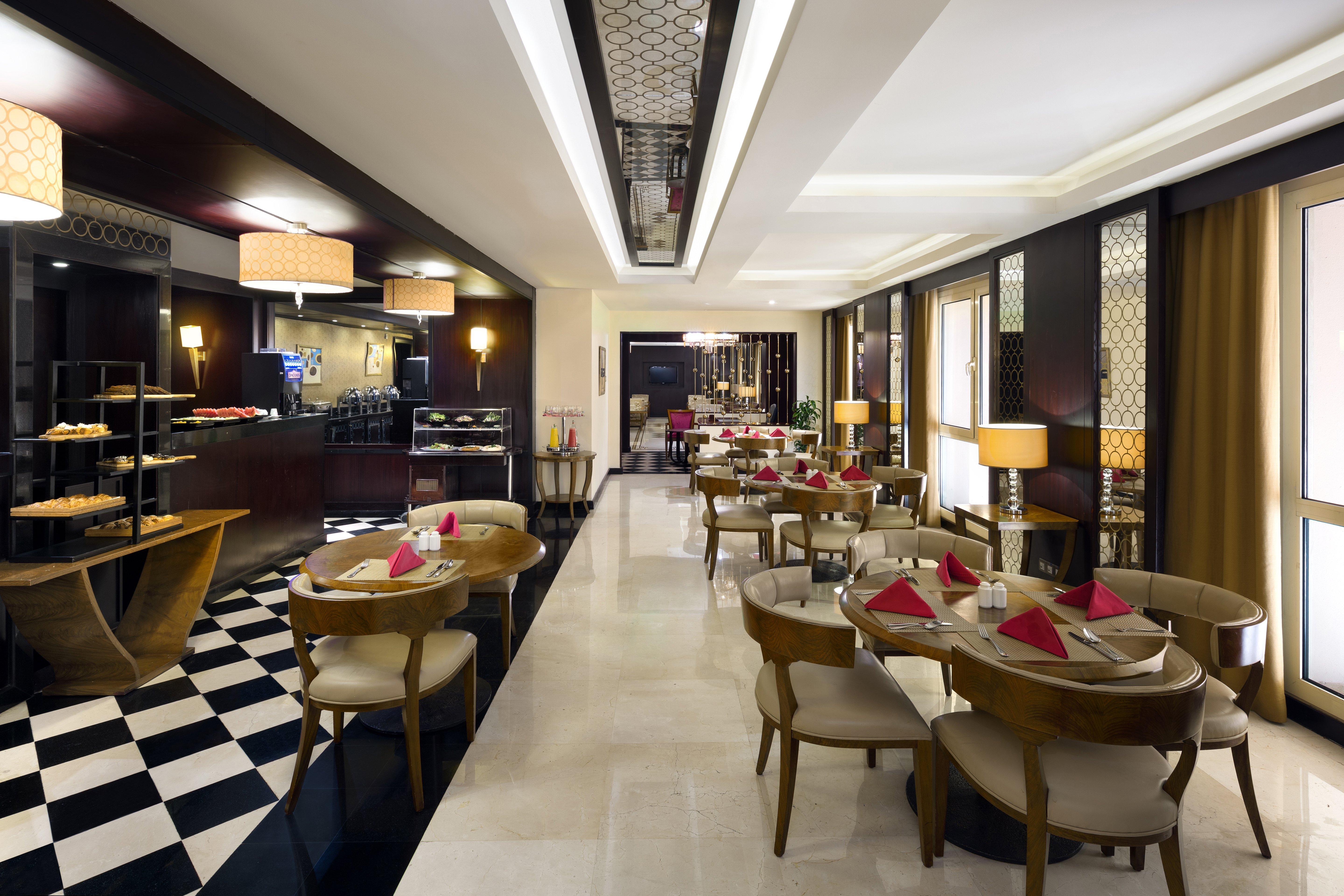 Crowne Plaza Al Khobar By Ihg Hotel Exterior photo The restaurant