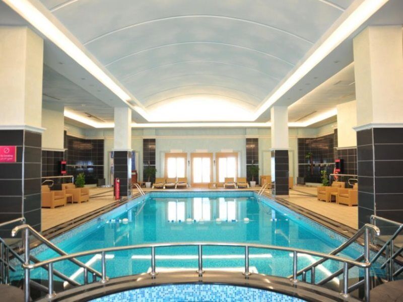 Crowne Plaza Al Khobar By Ihg Hotel Exterior photo Swimming pool
